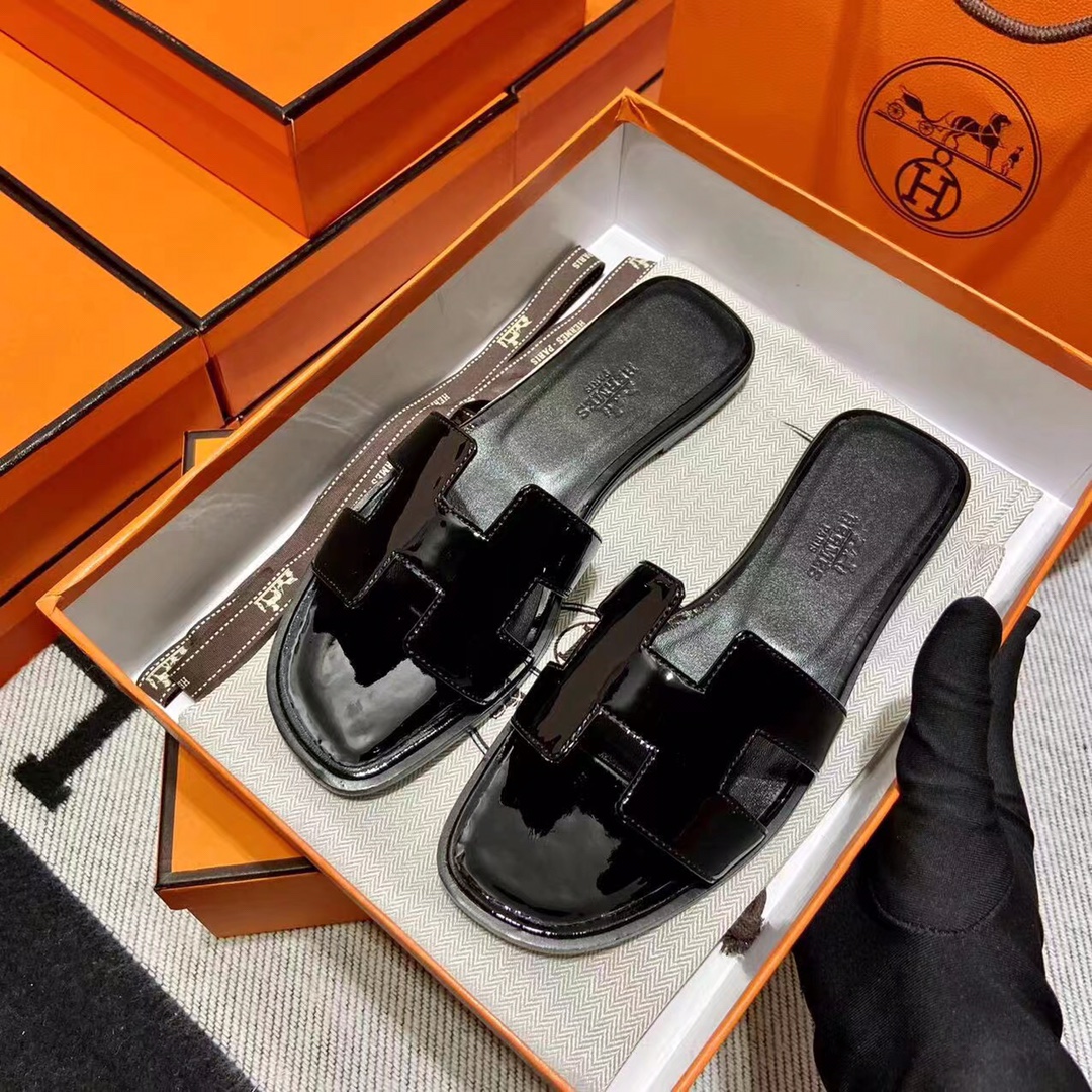 에르메스 올수공 오란 슬리퍼 샌들 페이던트 39